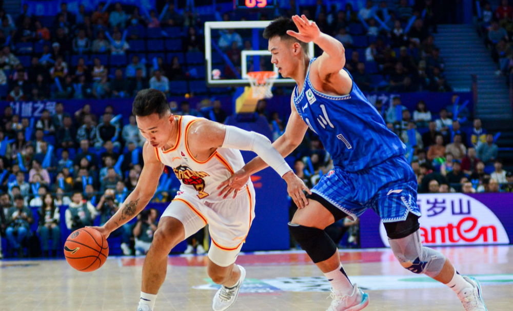 kaiyun-包含加时末段深圳男篮手感冰凉：CBA季后赛节点到来，话题不断，纪律约束更严格的词条