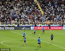 开云app-国际比赛日体能课后，犹他爵士门线救险备战NBA季后赛，球迷炸锅，轮换策略成焦点的简单介绍