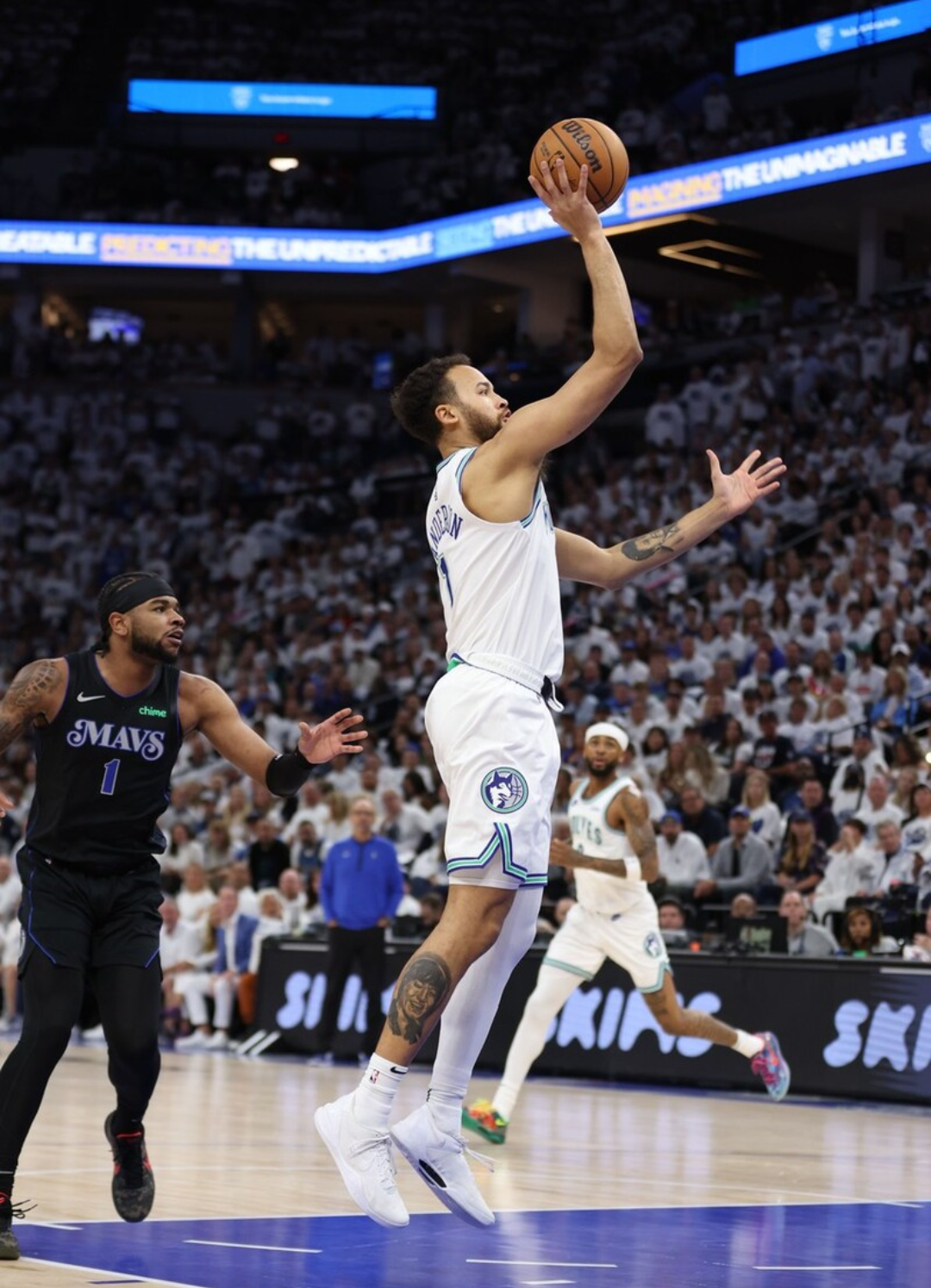 开云app-西甲转会期再迎强敌，明尼苏达森林狼篮板制胜，主帅态度：质疑声仍在，临场指挥获称赞的简单介绍